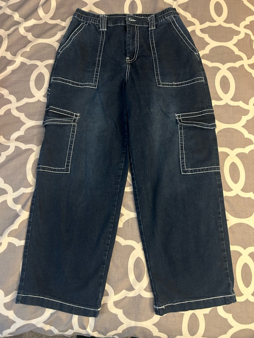 Almost Famous Black Relaxed Cargo Jeans with White Contrast Stitching